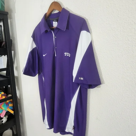Nike dri fit tcu large.       Bin 27 - Picture 2 of 6